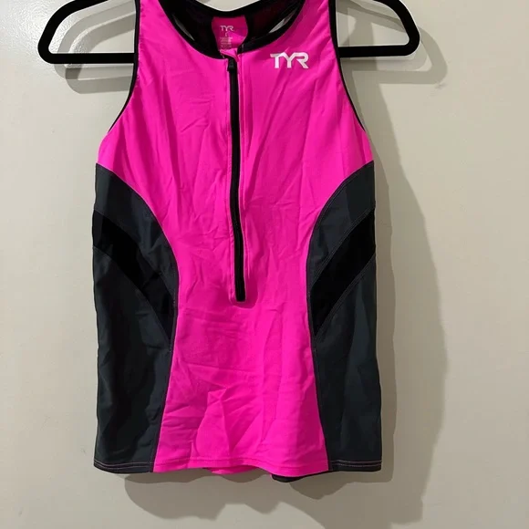 TYR Women's Triathlon Top - Pink and Black worn once - Picture 5 of 5